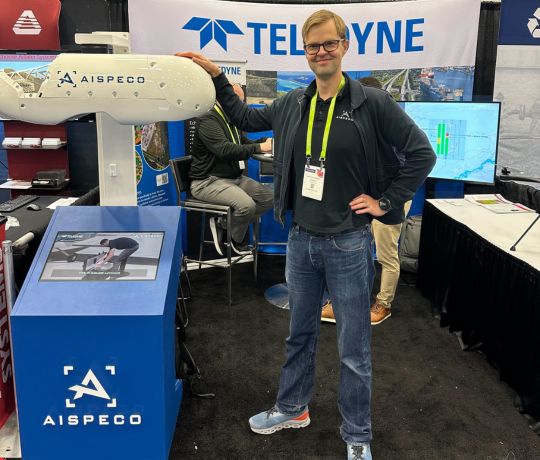 Teledyne Geospatial presents Optech EchoONE UAV Lidar payload alongside AISPECO’s HELIUX LITE, and Pointerra3D’s processing engine.