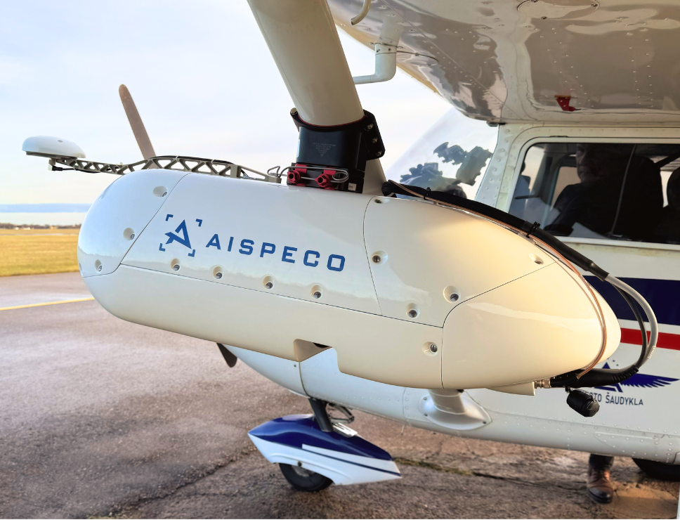 LITE Pod electronics compartment 10